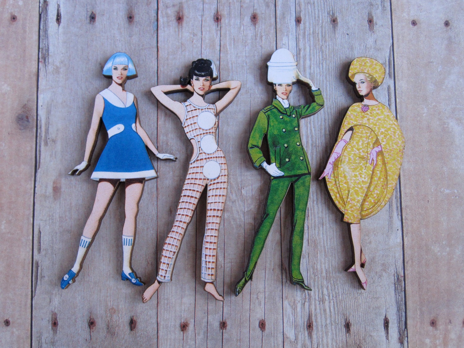 Papierpuppe Brosche 1960Er Jahre Holz Retro Mid Century Modern Fashionista Modeschmuck Vogue Papierpuppe Brosche 1960Er Jahre Holz Retro Mid Century Modern Fashionista Modeschmuck Vogue von CircaAD