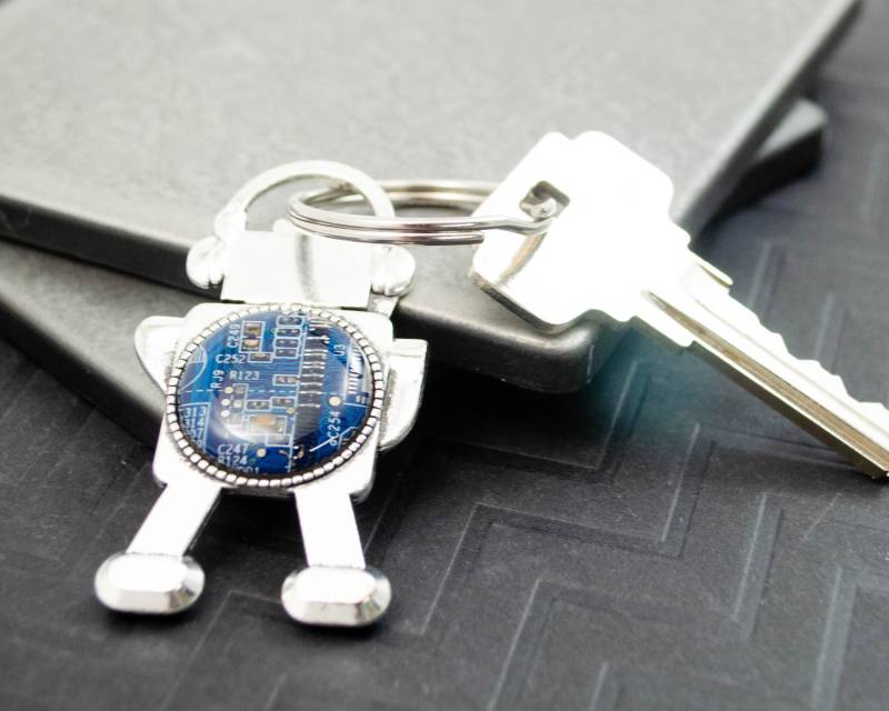 Platine Roboter Schlüsselbund Blau, Robotertechniker Geschenk, Technologielehrer Computertechniker Geschenk von CircuitBreakerLabs