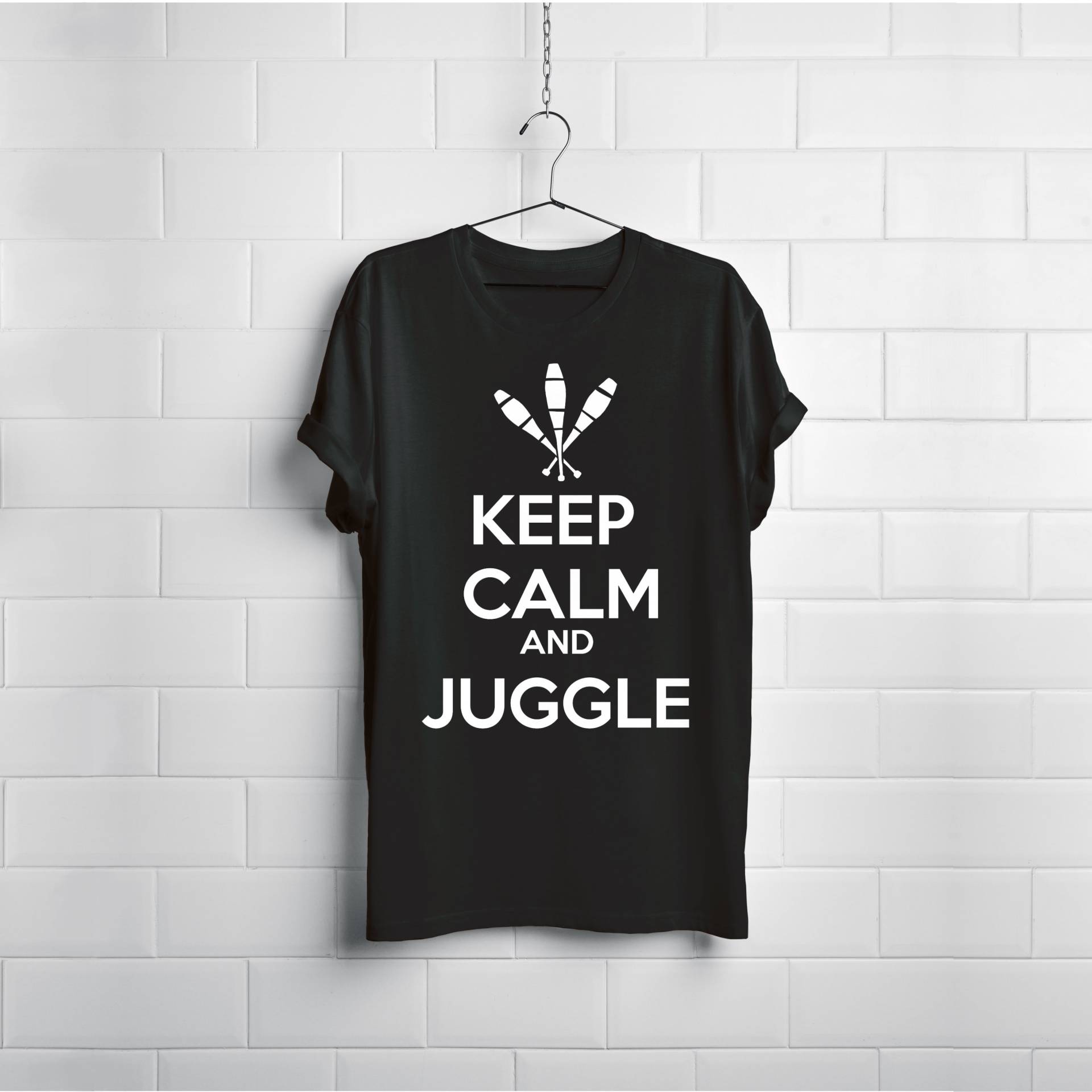Ruhe Bewahren Und Jonglieren - Circus Cirque Acrobat T-Shirt Ruhe Bewahren Und Jonglieren - Circus Cirque Acrobat T-Shirt von CirqueSoul