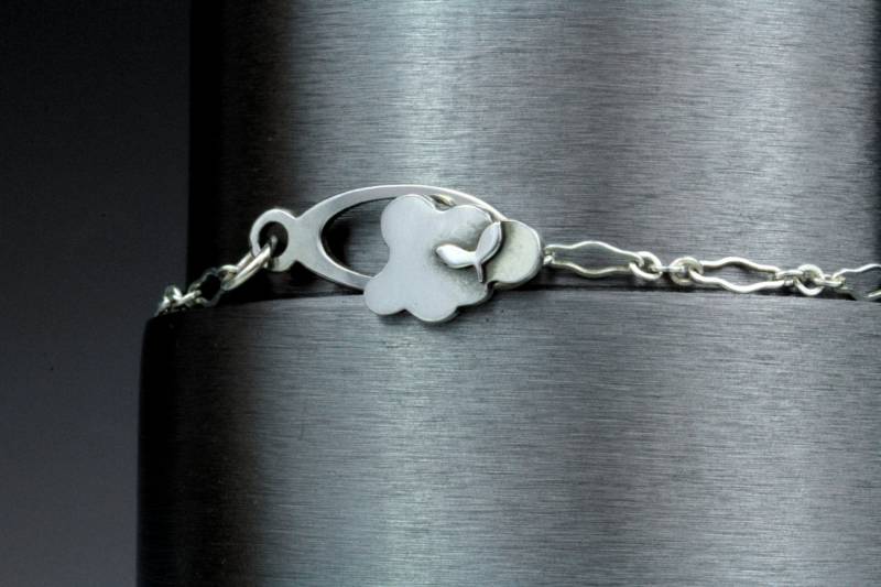 Frühling-Cloud-Armband Frühling-Cloud-Armband von CirridescenceStudios
