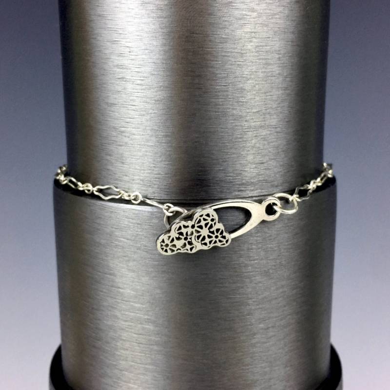 Moderne Blumen Cloud Armband Moderne Blumen Cloud Armband von CirridescenceStudios