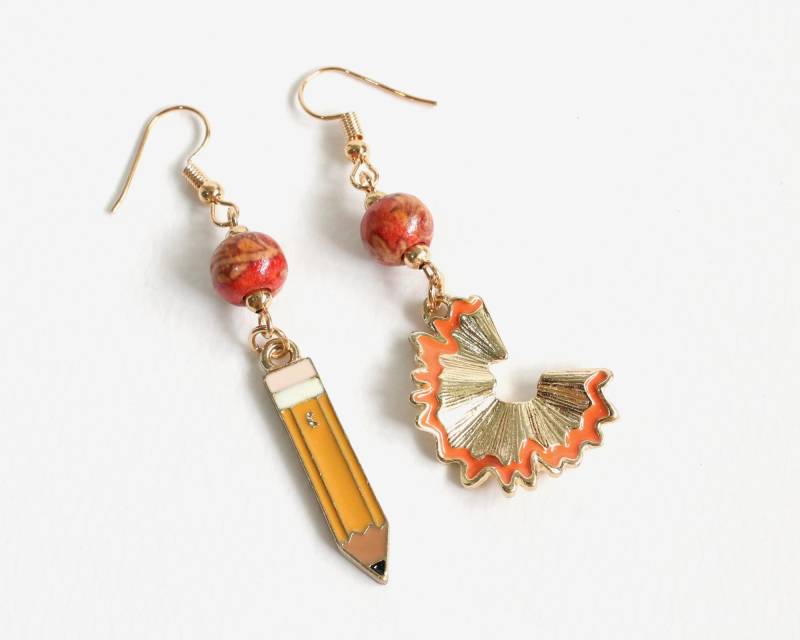 Bleistift Und Bleistift-Debris Ohrringe von CissyPixie