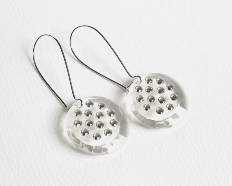 Durchscheinende Runde Ohrringe Mit Swarovski-Kristallen | Transparent Oder Türkis Schwarz Durchscheinende Runde Ohrringe Mit Swarovski-Kristallen | Transparent Oder Türkis Schwarz von CissyPixie