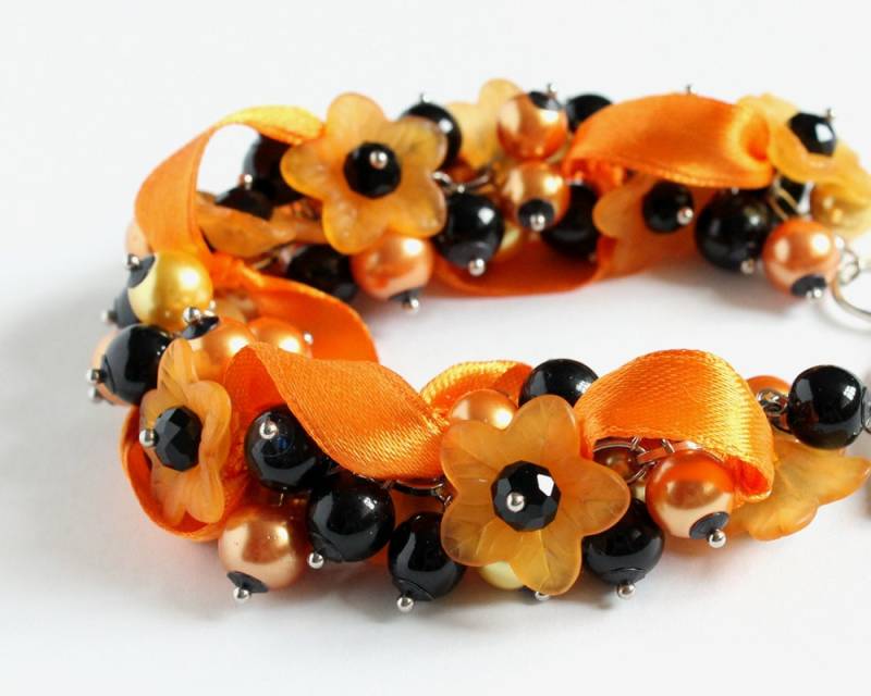 Halloween Orange Flower Cluster Armband Und Ohrringe Set Halloween Orange Flower Cluster Armband Und Ohrringe Set von CissyPixie