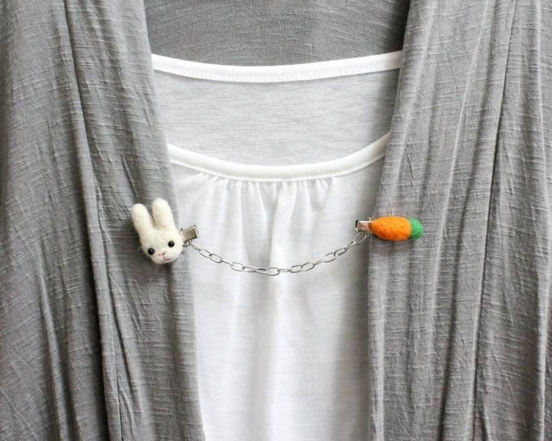 Nadel Gefilzte Hase Und Karotte Pullover Schutz Clips Nadel Gefilzte Hase Und Karotte Pullover Schutz Clips von CissyPixie