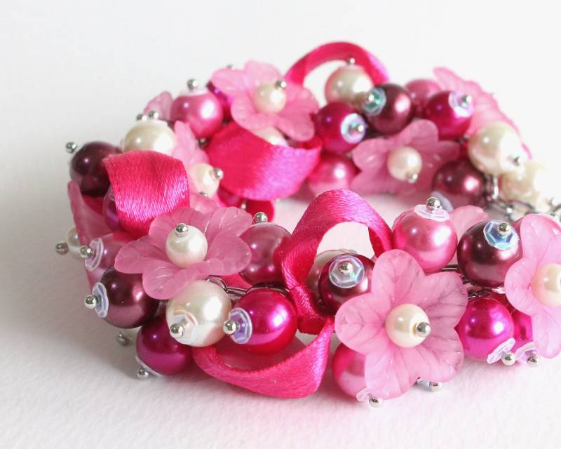 Pink Magenta Violet Blume Cluster Armband Und Ohrringe Set von CissyPixie