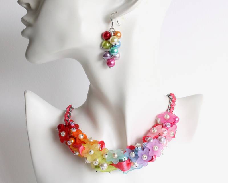 Regenbogen Blume Cluster Halskette Und Ohrringe Set Regenbogen Blume Cluster Halskette Und Ohrringe Set von CissyPixie