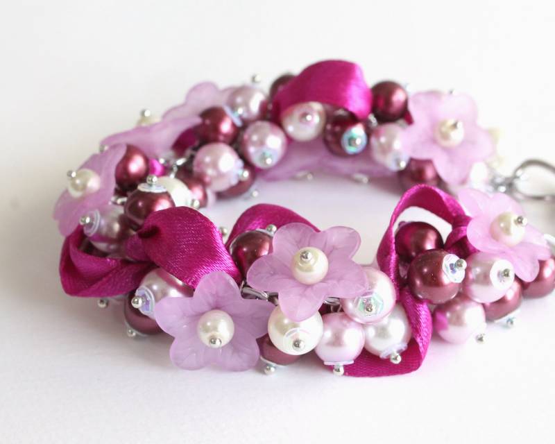 Rot-Violet Und Mauve Blume Armband Ohrringe Rot-Violet Und Mauve Blume Armband Ohrringe von CissyPixie