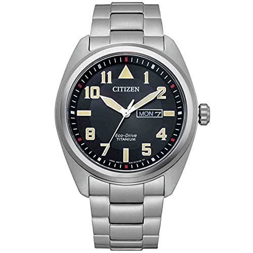 CITIZEN Herren Analog Quarz Uhr mit Titan Armband BM8560-88EE, Schwarz von CITIZEN