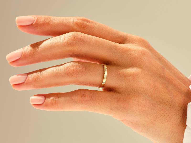 Zarter Diamant Band/14K Massiv Gold Ring Für Frauen Stapelring Jubiläumsgeschenk von CittaliFineJewelry