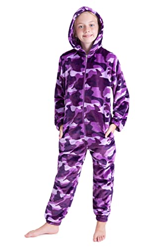 CityComfort Onesie Kinder Fleece Overall Jumpsuit Schlafanzug Jungen Mädchen Extra Weich Einteiler Ganzkörperanzug Schlafoverall Pyjama Strampelanzug 7-14 Jahre (Lila Tarnfarben, 7-8 Jahre) von CityComfort