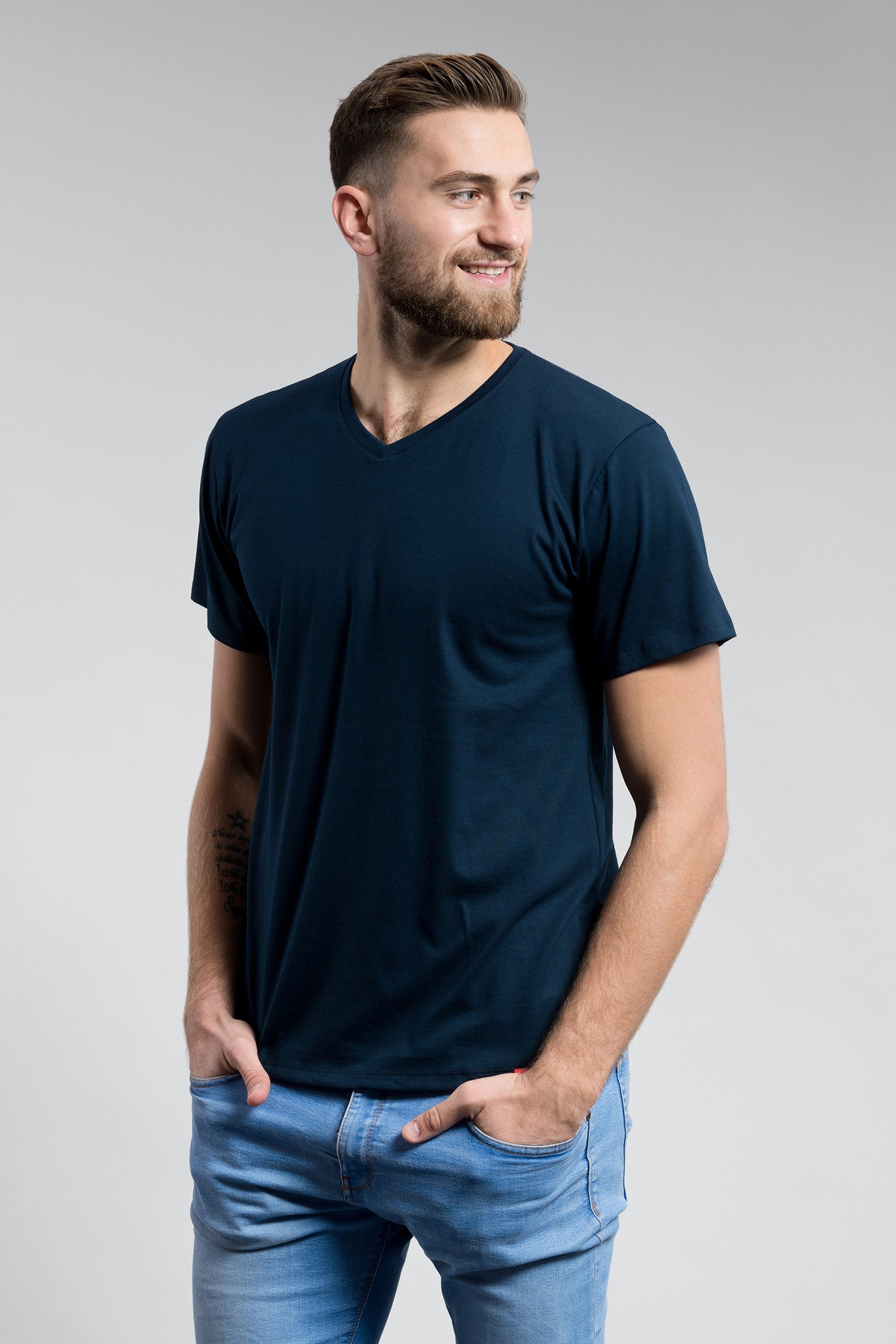 Antischweiß Herren Baumwollshirt CityZen® - V-Ausschnitt von CityZen