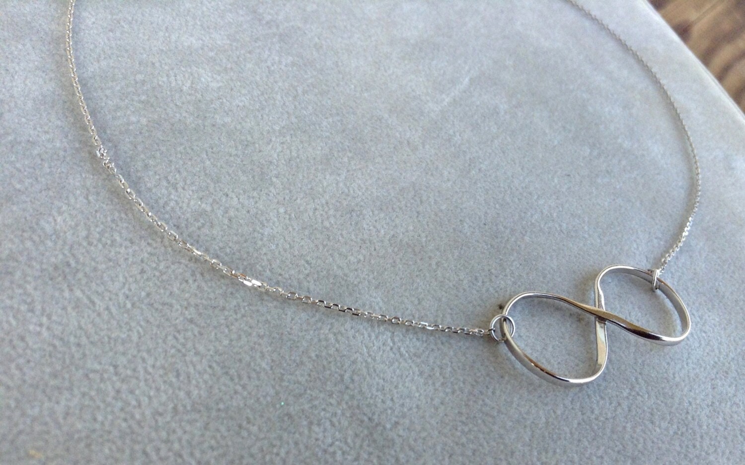 Infinity Halskette in Sterling Silber von CityofJewelz
