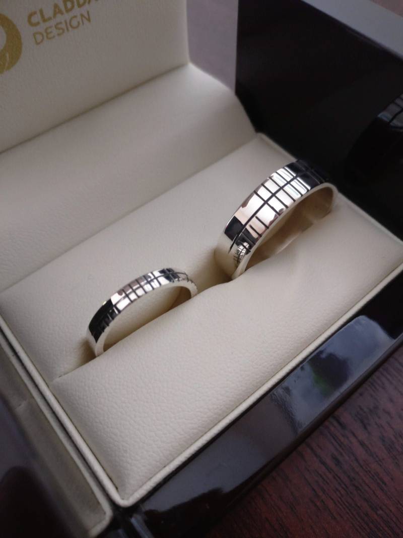 Weißgold Anam Cara Ring Für Männer von CladdaghDesign