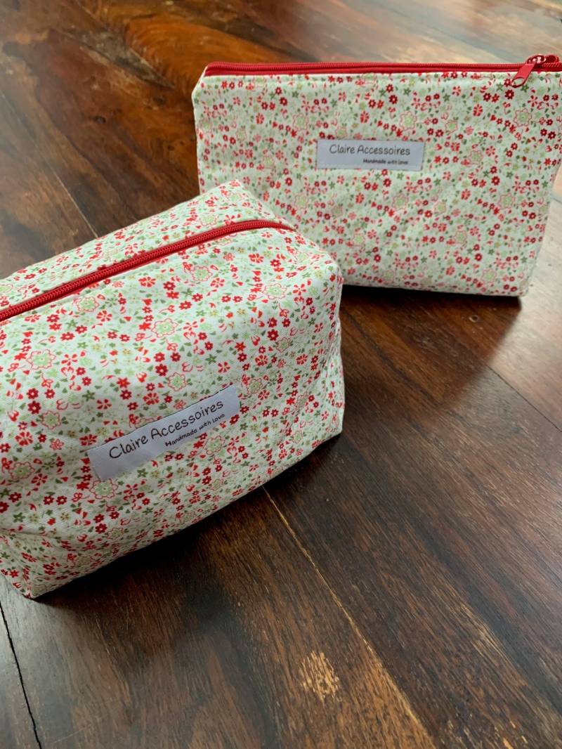 Blumige Schminktasche Mit Vichykaro-Futter - Schminktäschchen Aus Gingham Stoff Haarutensilien- Und Kulturtasche Kleingeldtasche Passendes von ClaireAccessoires