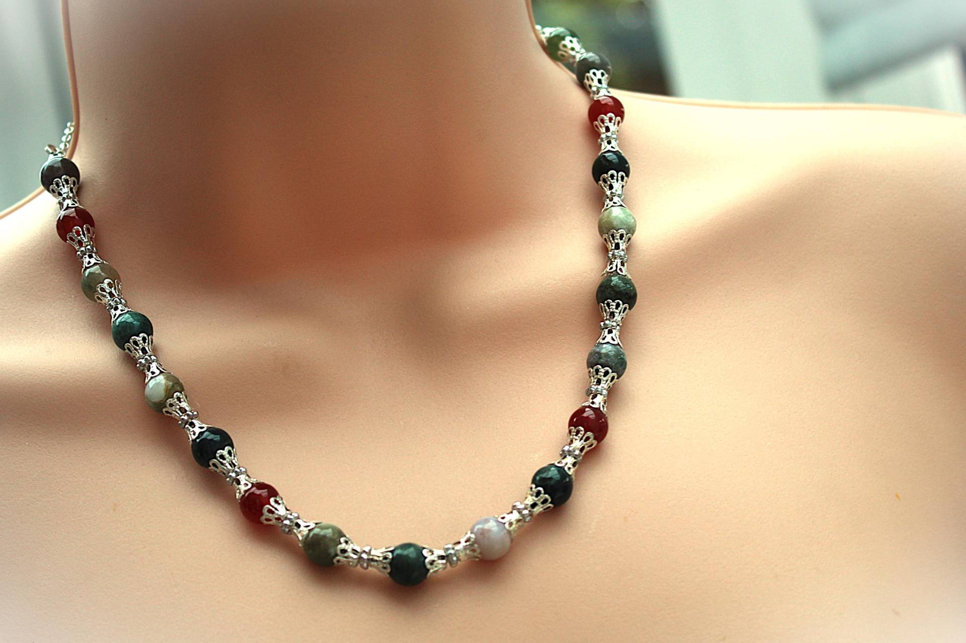Regenbogen Achat Halskette - Stein Schmuck, Verstellbare Länge, Silberfarbene Filigrane Perlen, Naturstein-Halskette Mit Perlen von ClaireElizabeths