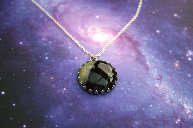 Schwarzer Und Grauer Achat Druzy Kreis Anhänger Halskette in Versilberter Einstellung - Anhänger, Edelstein Halskette, Geschenk Für Sie Schwarzer Und Grauer Achat Druzy Kreis Anhänger Halskette in Versilberter Einstellung - Anhänger, Edelstein Halskette, Geschenk Für Sie von ClaireElizabeths