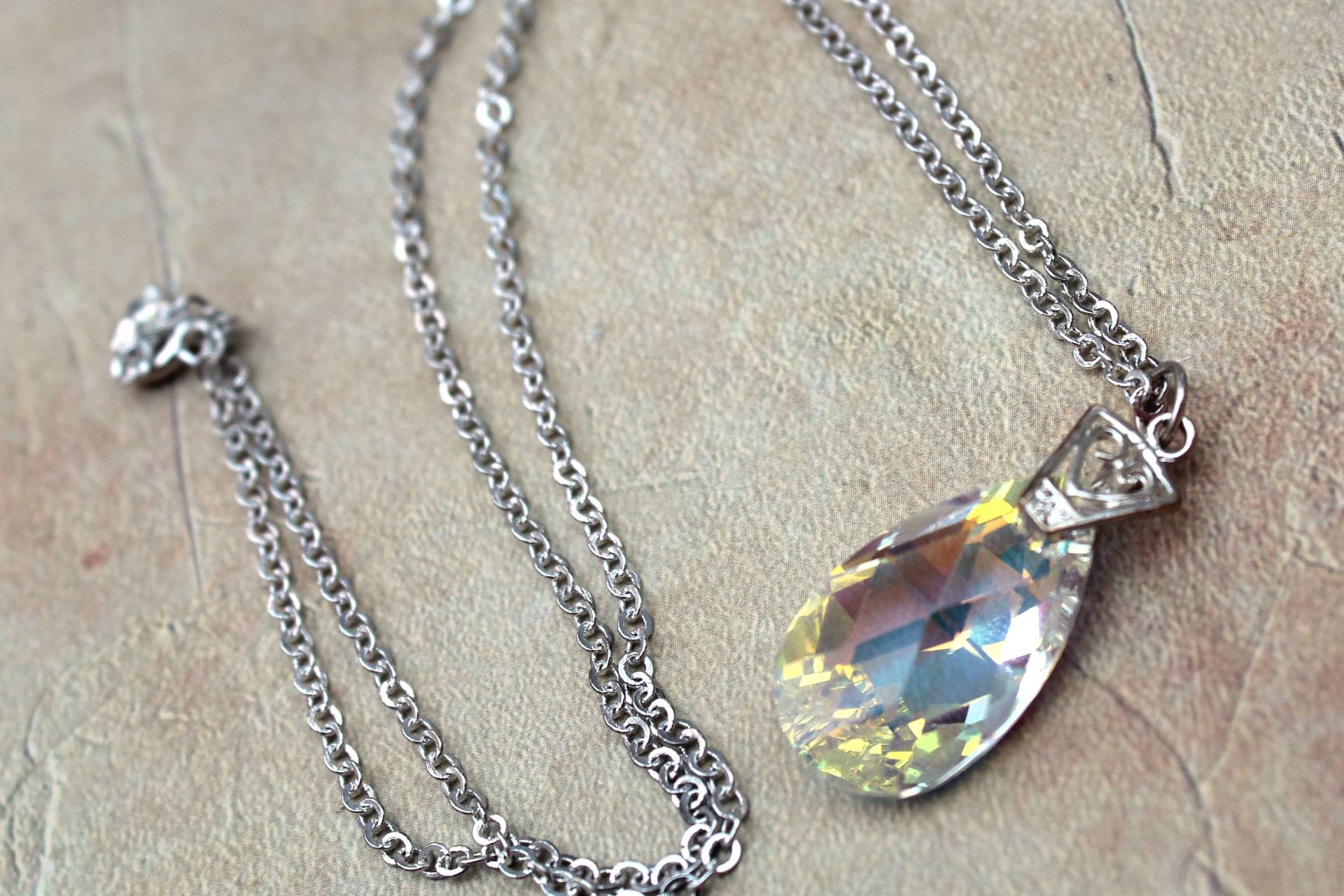 Swarovski Kristall Anhänger - Multicolor Facetten, Funkelndes Geschenk, Sparkling Crystal Anhänger, Geschenk Für Sie von ClaireElizabeths