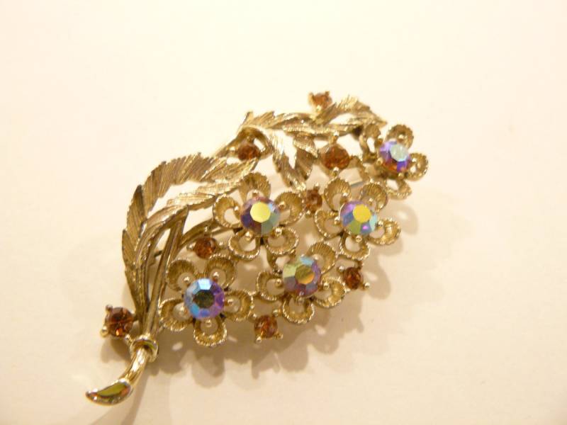 Schöne Vintage Lisner Ab Strass Brosche/Pin von ClarabellesCloset