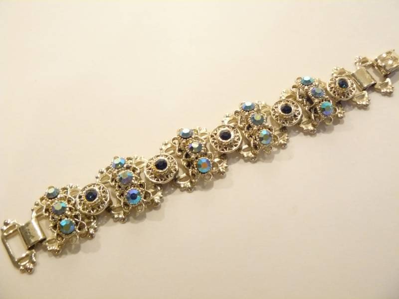 Wunderschöne Vintage Ab Strass Bookchain Armband Wunderschöne Vintage Ab Strass Bookchain Armband von ClarabellesCloset