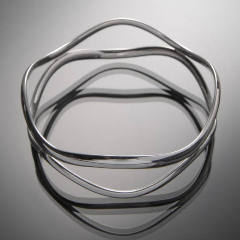 Armreif "Zwei Wellen Des Pazifiks" Aus Recyceltem 925 Silber von KathisSilberschmuck
