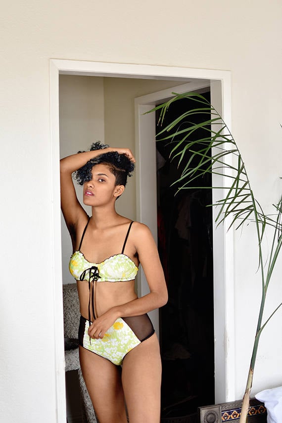 Sale Cardamine Bralette in Greener Grass Vintage Stoff | Valentinstag, Nachhaltige Dessous, Handgemacht Den Usa, Sondergrößen Sale Cardamine Bralette in Greener Grass Vintage Stoff | Valentinstag, Nachhaltige Dessous, Handgemacht Den Usa, Sondergrößen von ClareBare