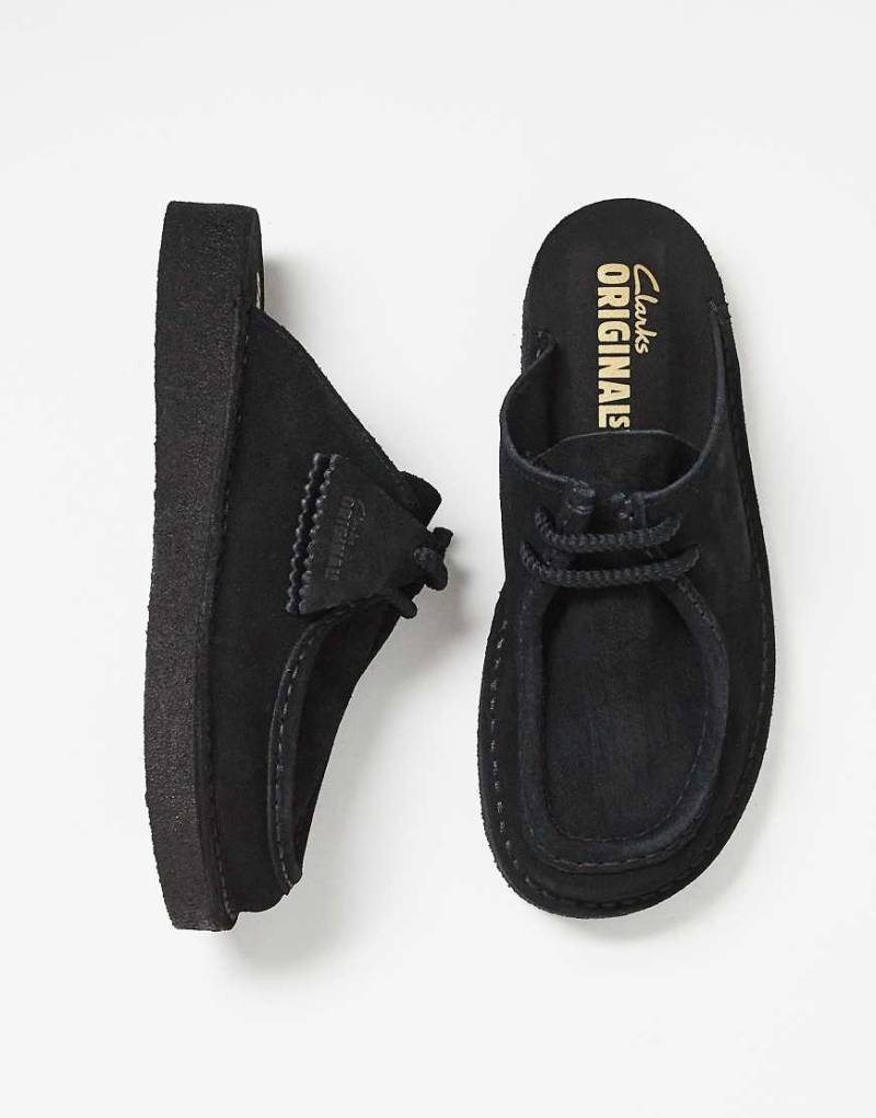 Clarks Originals - Desert Nomade - Mules in Schwarz von Clarks Originals