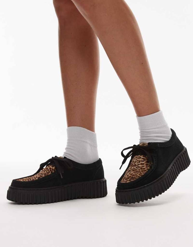 Clarks - Torhill Bee - Schuhe aus Wildleder mit Leopardenmuster-Schwarz von Clarks