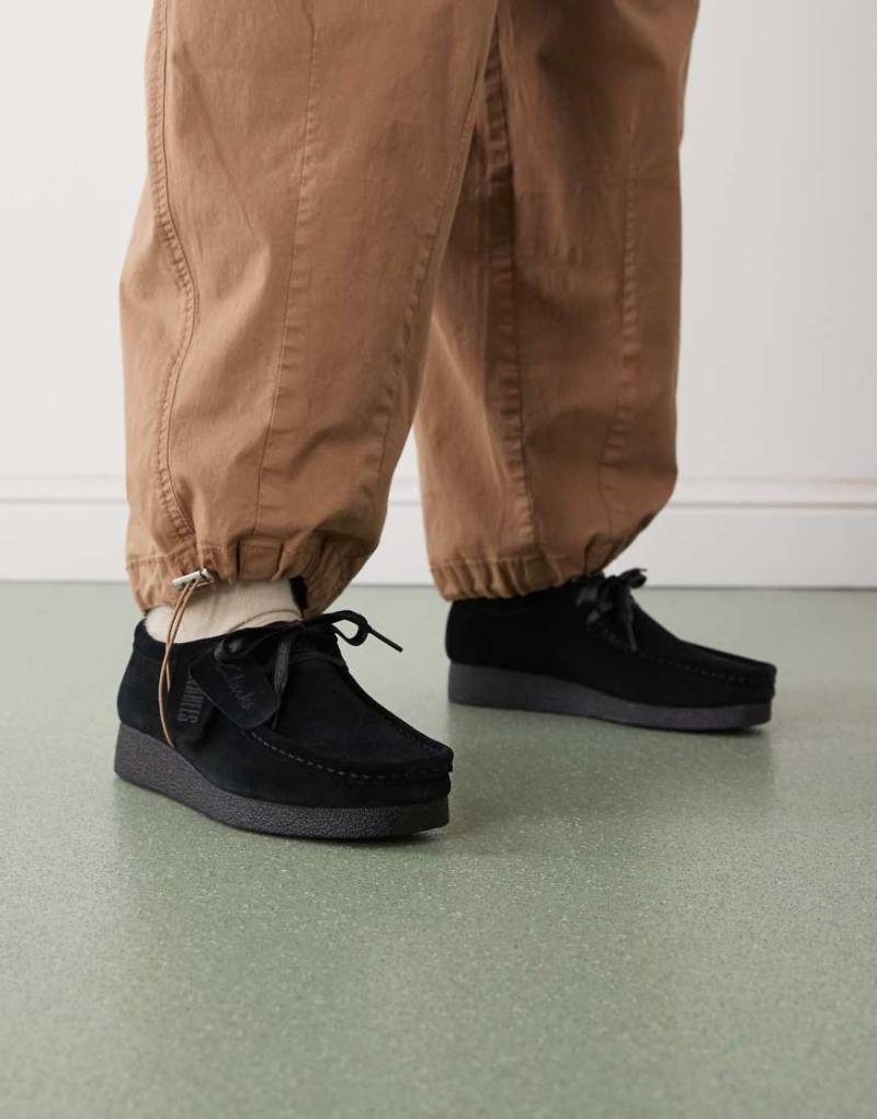 Clarks - Wallabee Evo - Schuhe aus Wildleder in Schwarz von Clarks