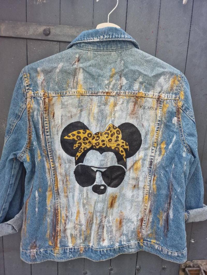 Jeans Jacke Gr. 40 Unikat Minnie Stylisch Mit Leo Haarband Jeans Jacke Gr. 40 Unikat Minnie Stylisch Mit Leo Haarband von ClarksDodi