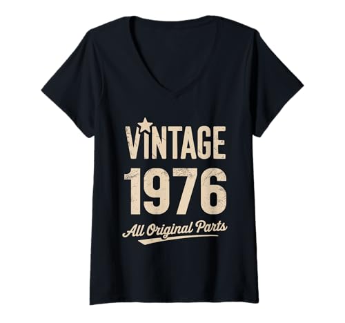Damen Vintage 1976 – All Original Parts Retro 50. Geburtstag T-Shirt mit V-Ausschnitt Damen Vintage 1976 – All Original Parts Retro 50. Geburtstag T-Shirt mit V-Ausschnitt von Classic Age Apparel Limited Edition Vintage 1976