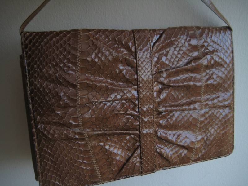 Aal Skin Schultertasche Von Koret von ClassicBagsSP