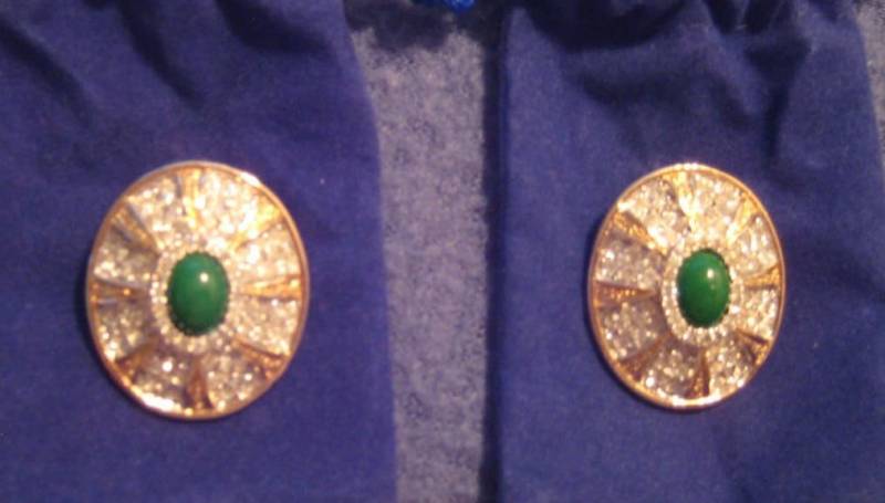 Atemberaubende Vtg Kristall Ohrringe Mit Jade Mitte von ClassicBagsSP