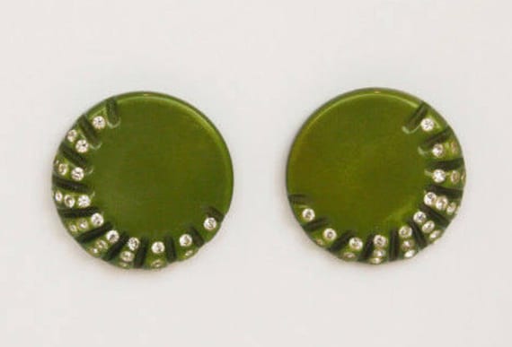 Grüne Vtg Knopf Ohrringe Mit Strass von ClassicBagsSP