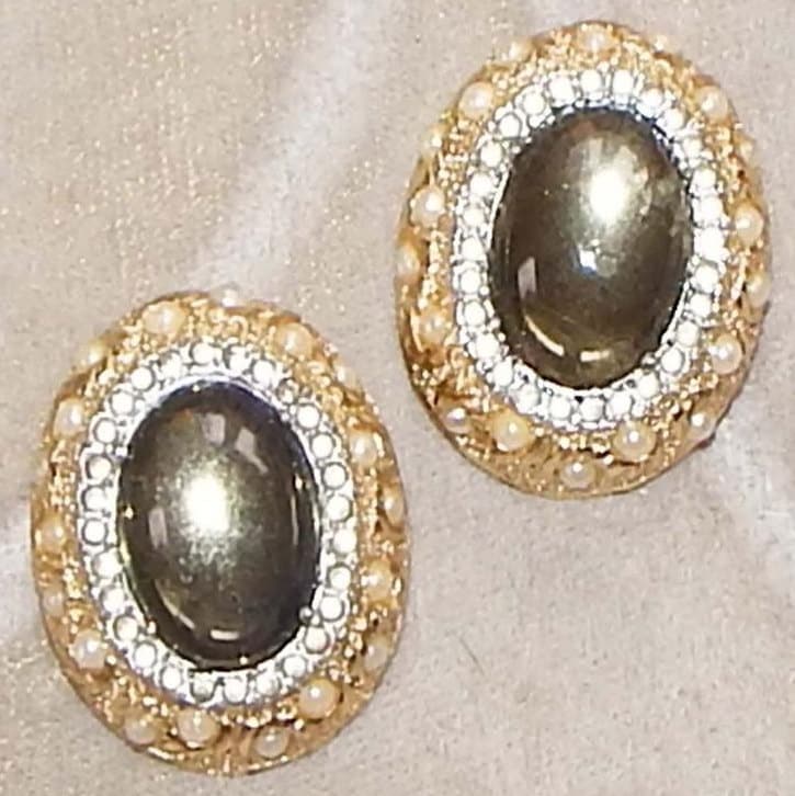 Smokey Grey Cabochon Vtg Ohrringe Von Nettie Rosenstein von ClassicBagsSP