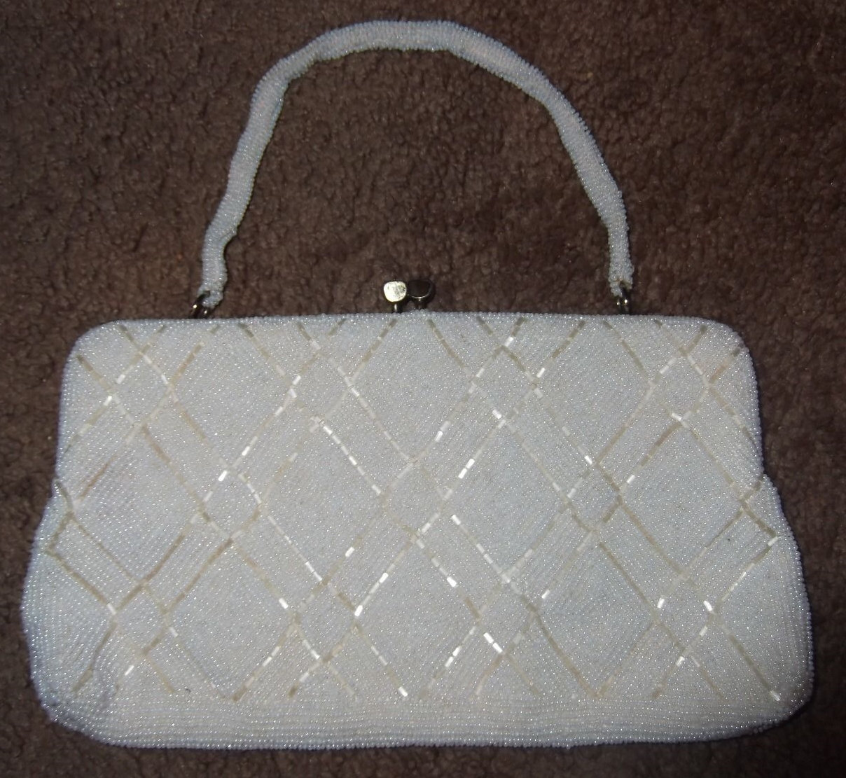 Vtg Laregale Weiß Perlen Abendtasche. Bezaubernd von ClassicBagsSP