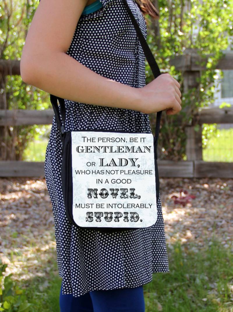 Unerträglich Stupid Jane Austen Zitat Canvas Kleine Umhängetasche Geldbörse von ClassicBookWallets
