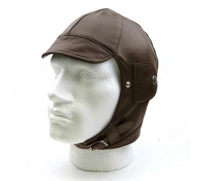 Brooklands Leder Motor Racing Helm, Braunes Leder, Oldtimer-Enthusiast Retro-Fahrerhut, Handgefertigter Vintage-stil Von Halcyon Brooklands Leder Motor Racing Helm, Braunes Leder, Oldtimer-Enthusiast Retro-Fahrerhut, Handgefertigter Vintage-stil Von Halcyon von ClassicParts