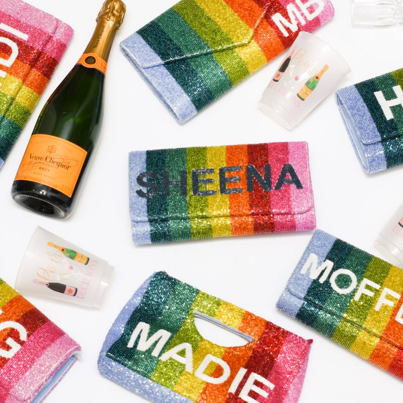 Halbe Fass Perlen Monogramm Kupplung - Metallic Regenbogen Streifen von ClassicPrepMonograms