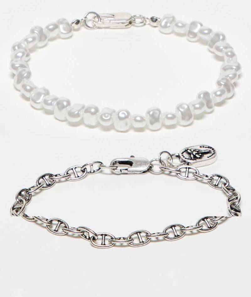 Classics 77 - 2-er Set mit Armbändern, eins in Silberoptik, ein Perlen-Armband von Classics 77