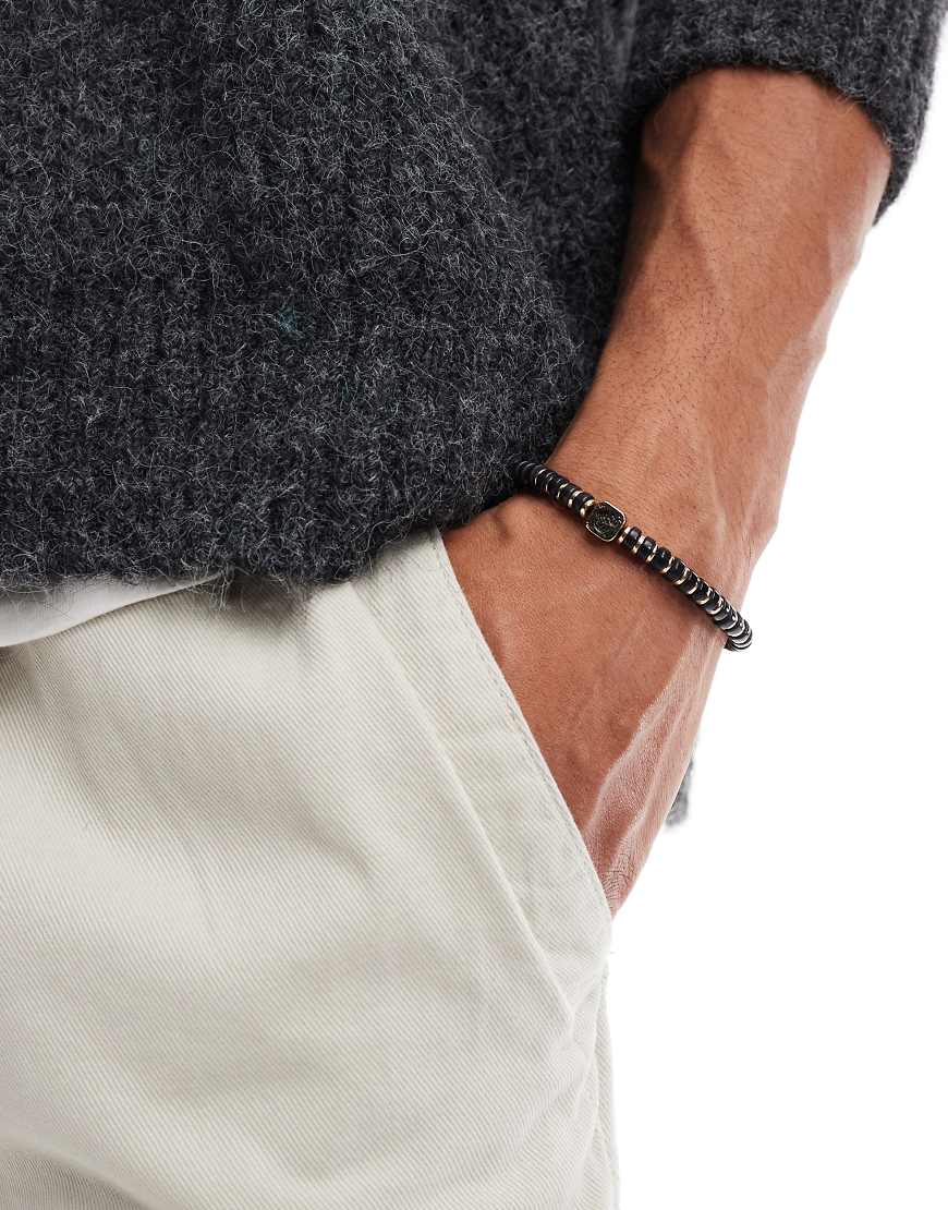 Classics 77 - Perlenarmband in Schwarz und Goldoptik mit Detail im Skorpion-Design-Goldfarben von Classics 77