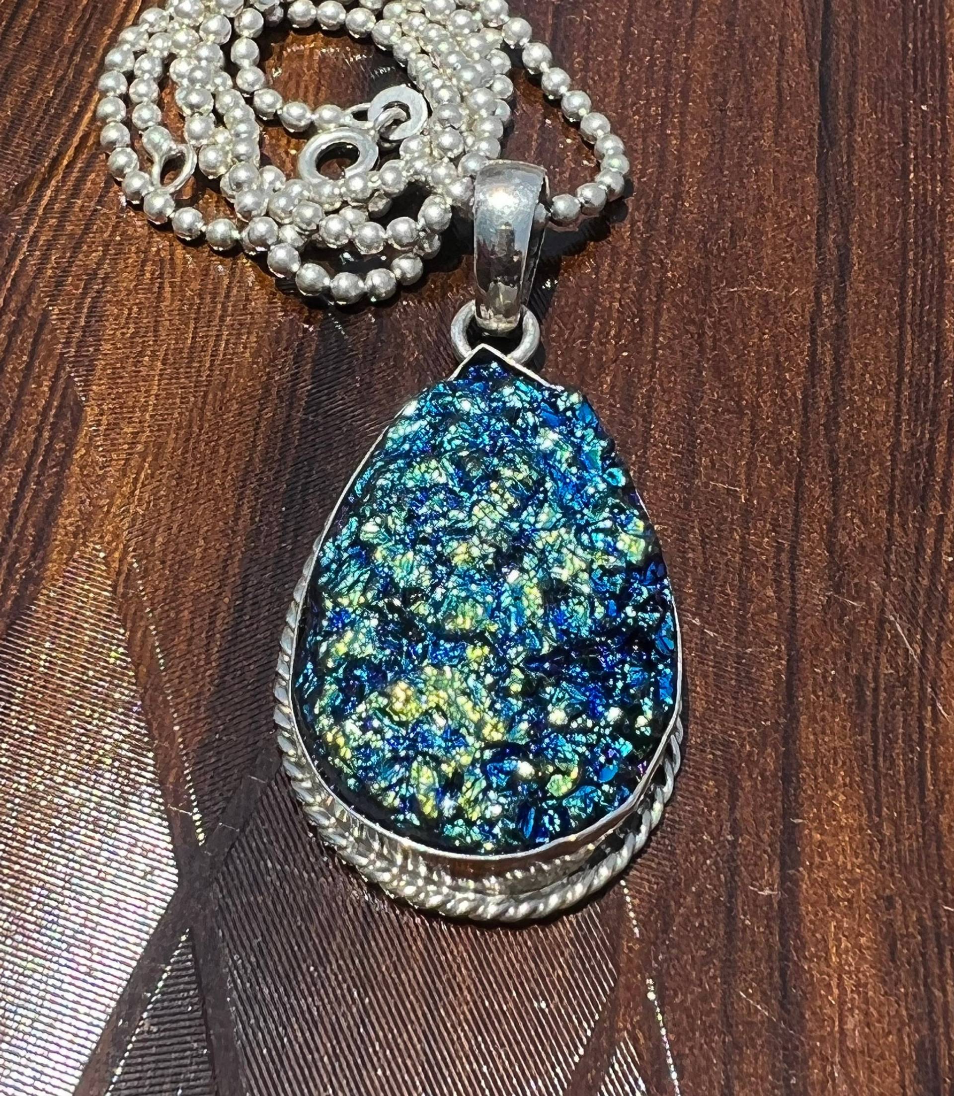 Blaue Anhänger Halskette Blau Druzy September Etwas Boy Mom Geschenk Brautjungfer B 282 von ClassicsgemsJewelry