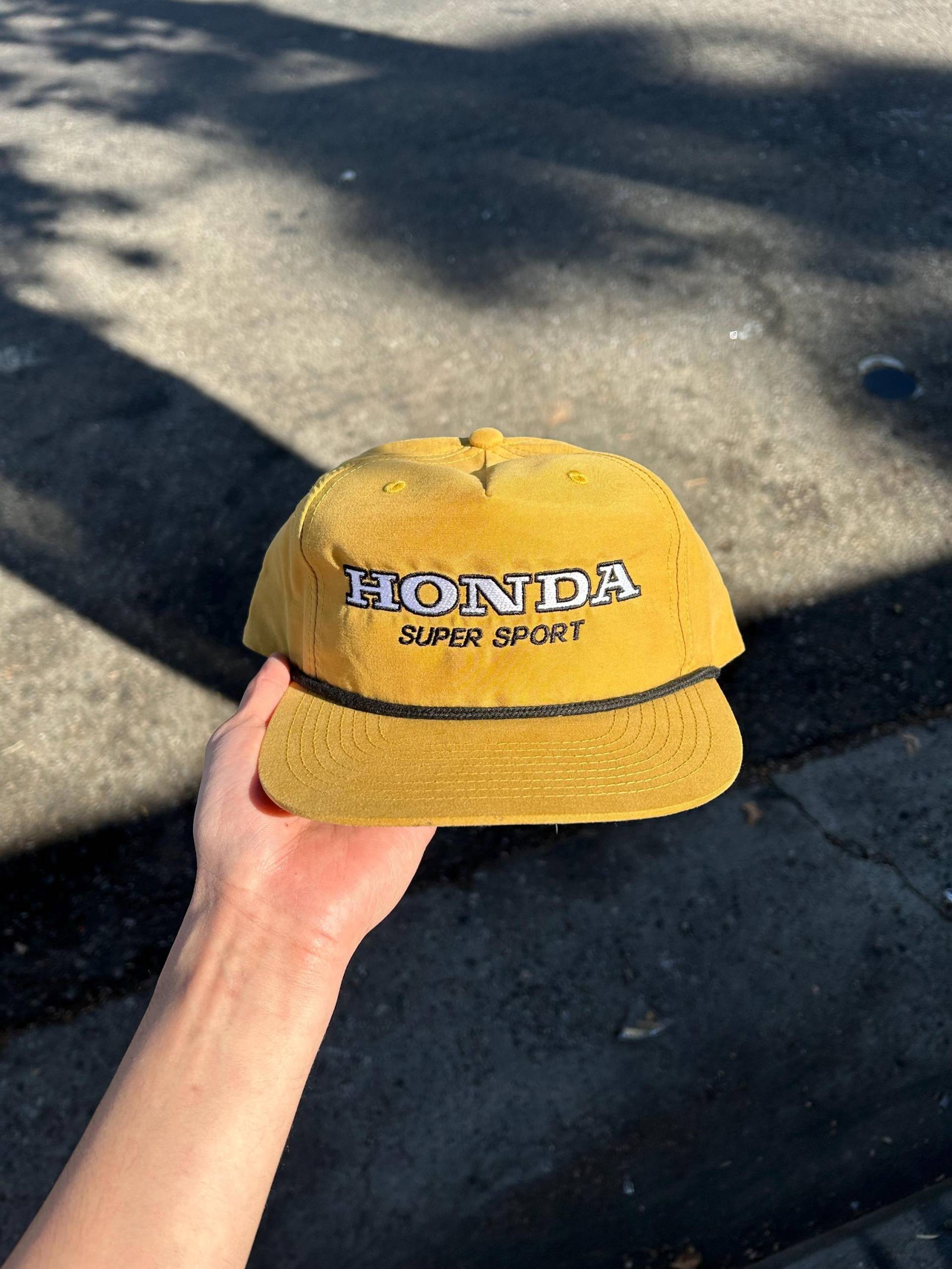 Vintage Inspiriert Honda Super Sport Snap Back Vintage Inspiriert Honda Super Sport Snap Back von ClasslessClassics