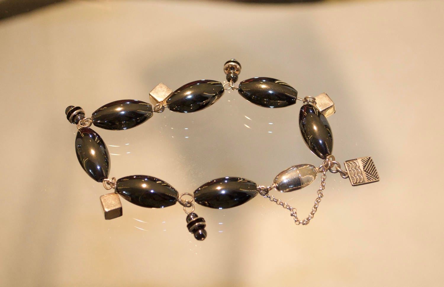 Hämatit Armband, Silberarmband, Und Silber Schwarzes Bettelarmband, Bettelarmband Hämatit Armband, Silberarmband, Und Silber Schwarzes Bettelarmband, Bettelarmband von ClassyGlamDesigns