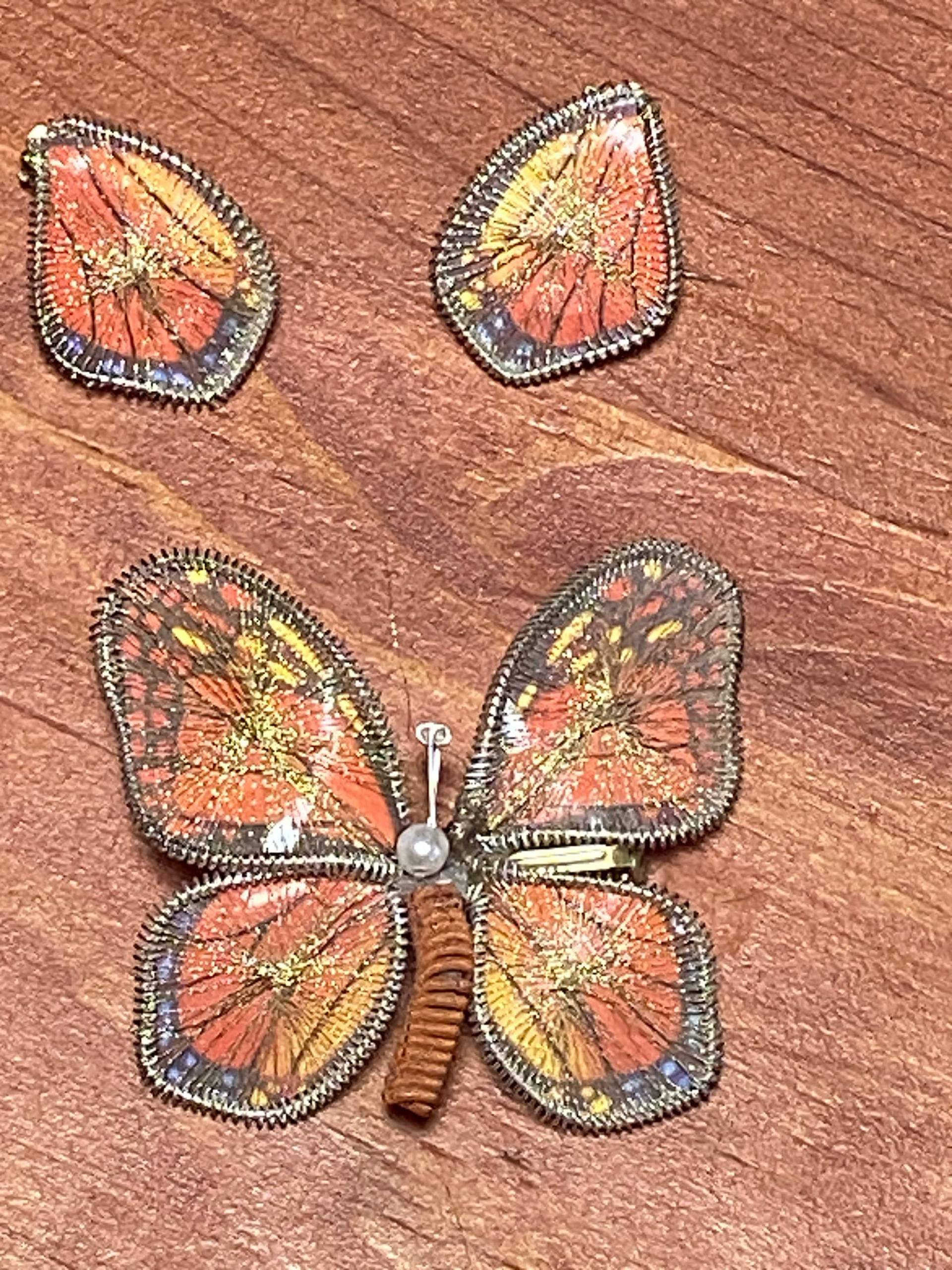 Vintage 70's - Macrame Orange Schmetterling Pin- Und Ohrclips von ClassyRagsVintage