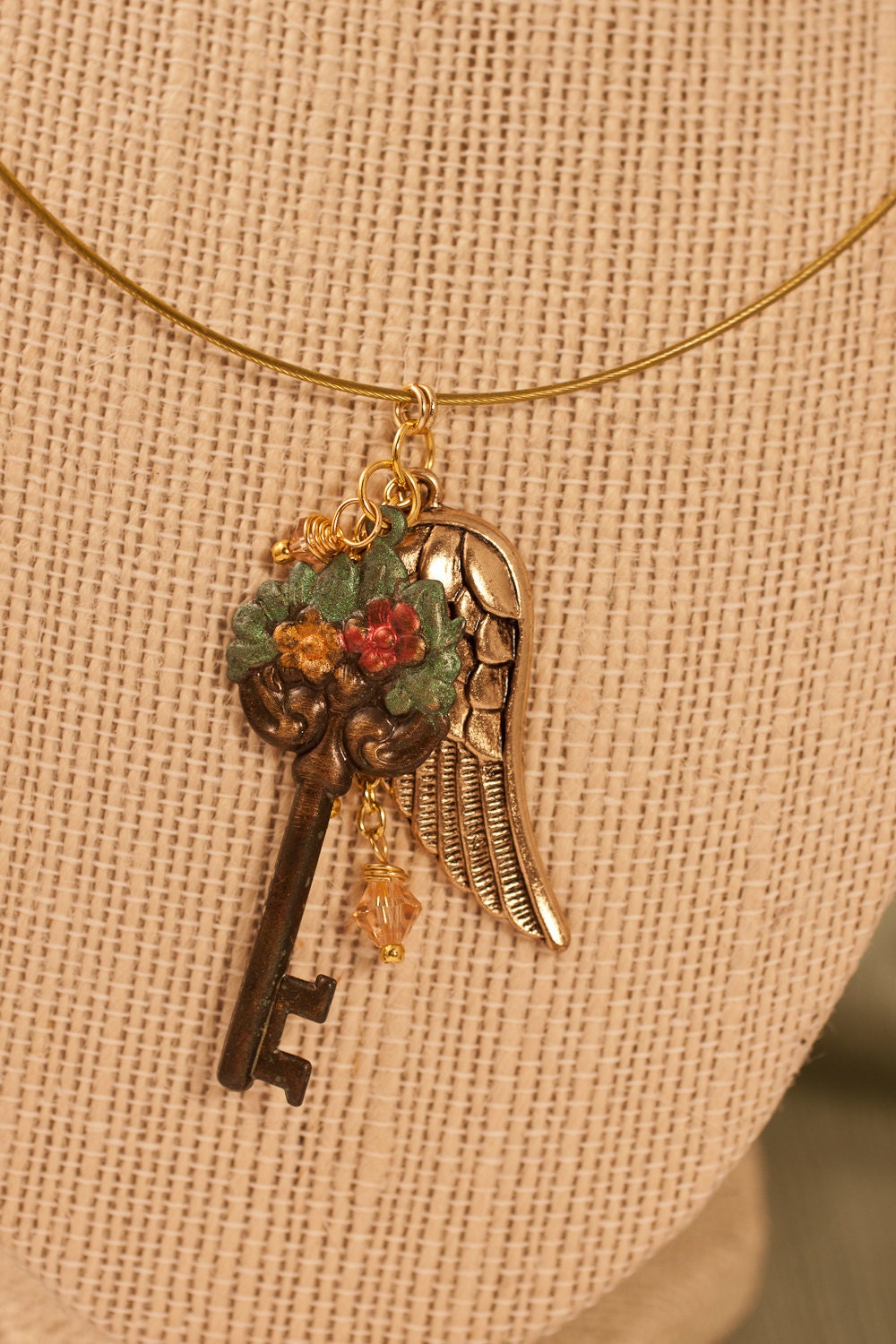 Antiker Messing Charm Neklace - Versandkostenfrei Antiker Messing Charm Neklace - Versandkostenfrei von ClaudiaJeanneJewelry
