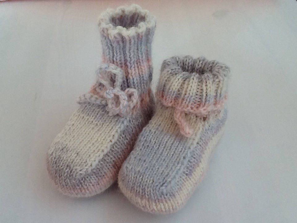 Babyschuhe Aus Sockenwolle Mit Alpaka von ClaudiaSocksAndShoes