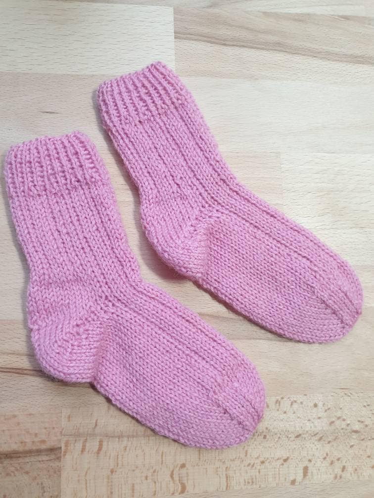 Handgestrickte Baby Socken Gr 18 Oder Ab 6 Monate Rosa von ClaudisWollstube