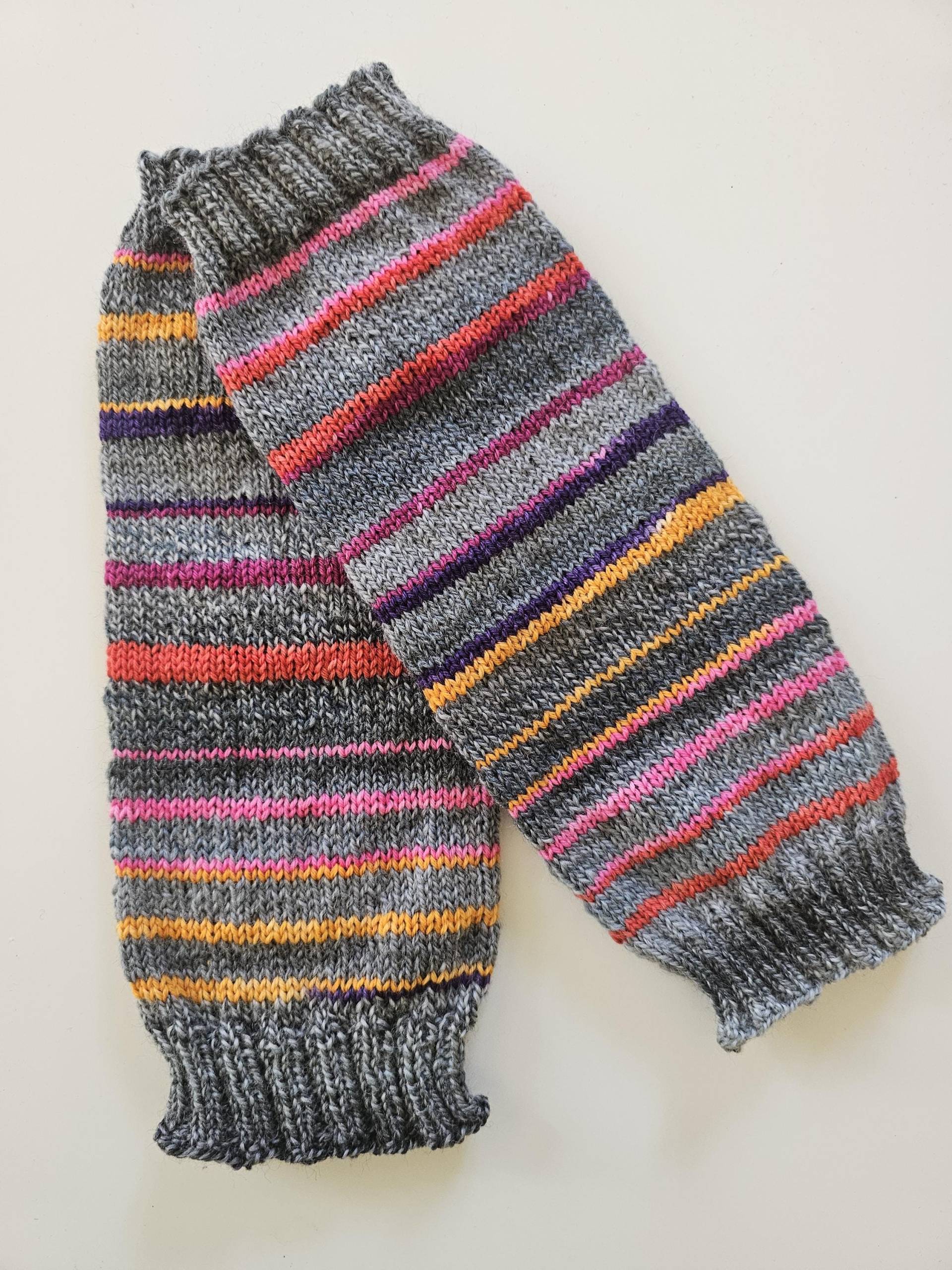 Handgestrickte Beinstulpen Stulpen Stiefelblitzer Sockenwolle Bunt Zauberball & Merinowolle Handgestrickte Beinstulpen Stulpen Stiefelblitzer Sockenwolle Bunt Zauberball & Merinowolle von ClaudisWollstube