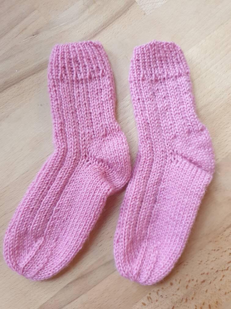 Handgestrickte Warme Stricksocken Baby Kleinkinder Kindersocken Rosa 20/21 von ClaudisWollstube